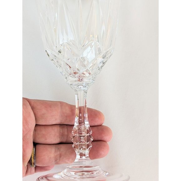 Set of 4 Vintage Crystal Water Goblets Clear Lead Crystal Capri Stemware Glasses - Picture 7 of 10